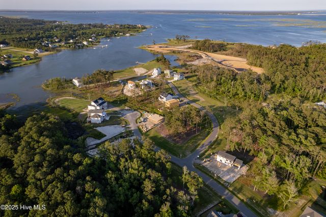 502 Swan Court, Beaufort, NC 28516
