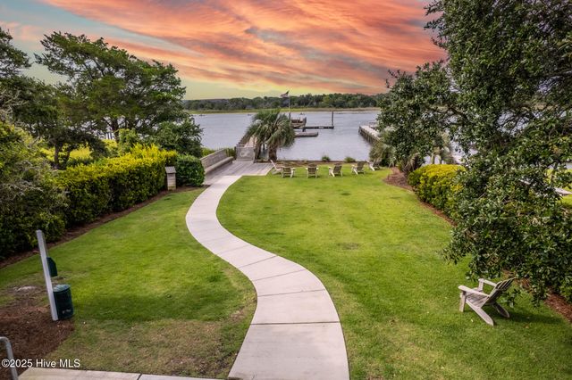 502 Swan Court, Beaufort, NC 28516