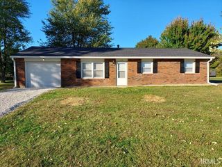 1236 W Todd Lane, Jasper, IN 47546
