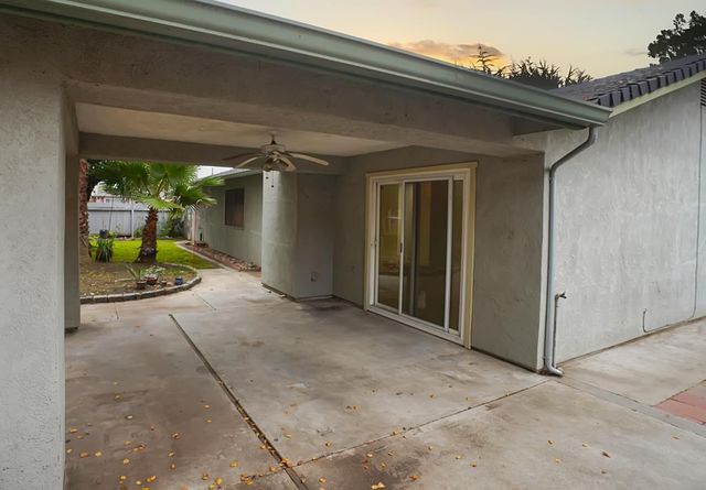 786 Canterbury Way, Manteca, CA 95336