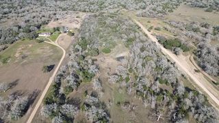 1511 Shaws Bend Rd, Columbus, TX 78934