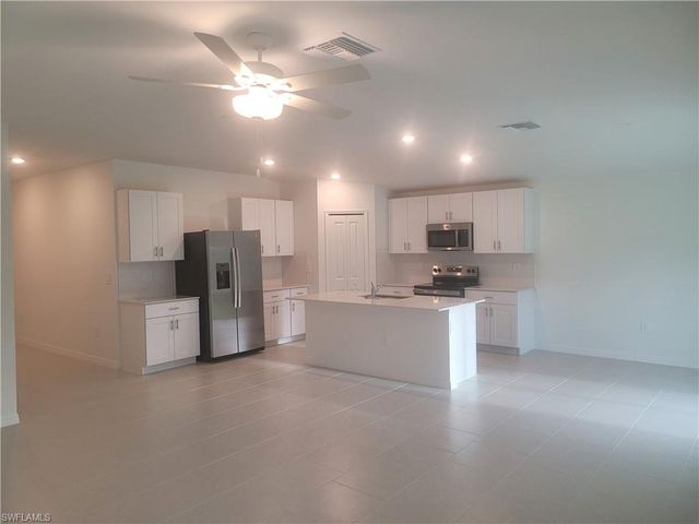 17329 Cantu CT, North Fort Myers, FL 33917