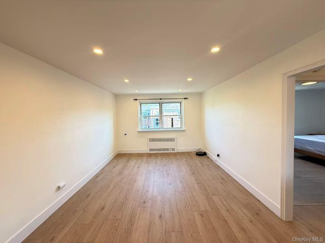 111-26 66 Ave 3A, Forest Hills, NY 11375