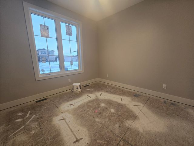 4644 Centennial Boulevard, Urbandale, IA 50323