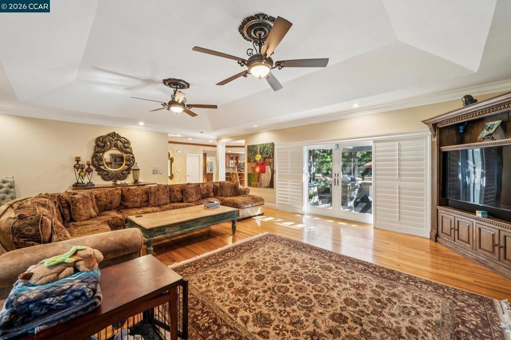 Image 22 of property listing at 965 Elwyn Place, Danville, CA 94526