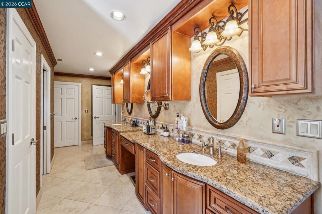Image 39 of property listing at 965 Elwyn Place, Danville, CA 94526