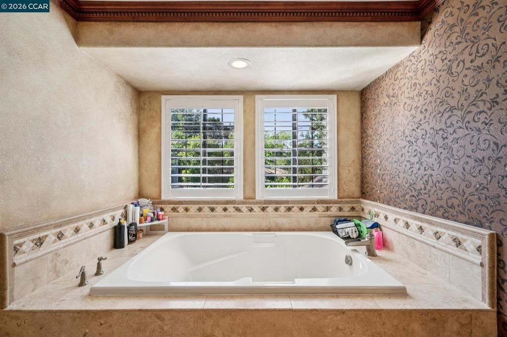 Image 42 of property listing at 965 Elwyn Place, Danville, CA 94526