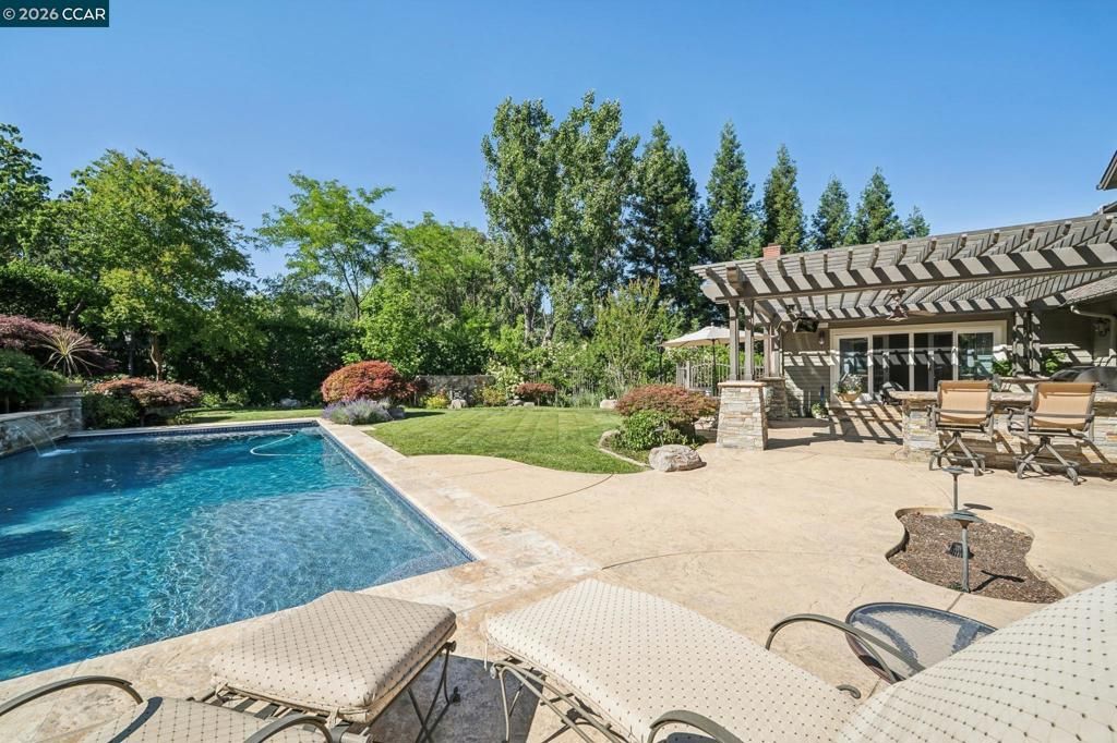 Image 52 of property listing at 965 Elwyn Place, Danville, CA 94526