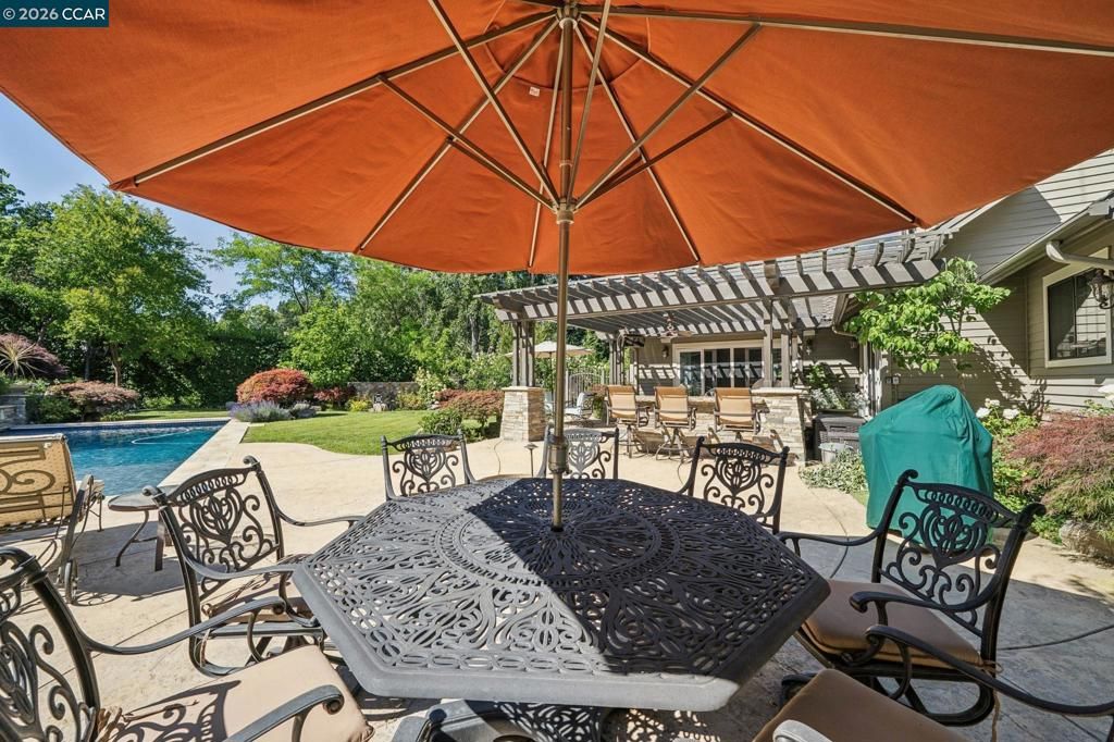 Image 54 of property listing at 965 Elwyn Place, Danville, CA 94526