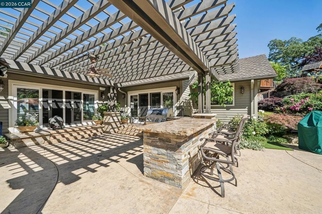 Image 56 of property listing at 965 Elwyn Place, Danville, CA 94526