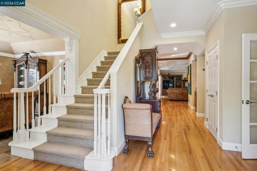 Image 7 of property listing at 965 Elwyn Place, Danville, CA 94526
