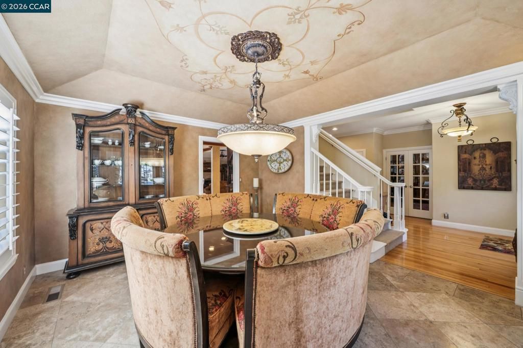 Image 9 of property listing at 965 Elwyn Place, Danville, CA 94526