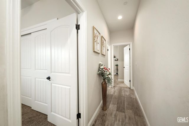 6613 Woodall Court, Bakersfield, CA 93306