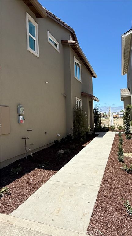 Image 2 of property listing at 1729 Autumn Sage Place, Lompoc, CA 93436
