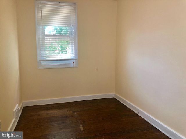 765 CHARING CROSS RD, Baltimore, MD 21229