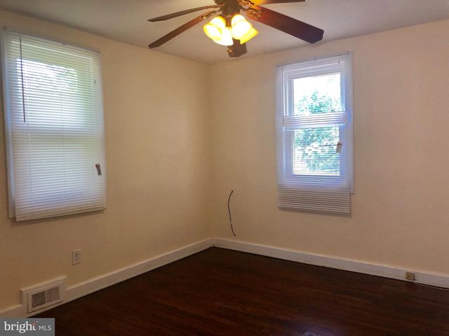 765 CHARING CROSS RD, Baltimore, MD 21229