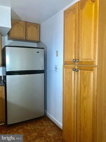 765 CHARING CROSS RD, Baltimore, MD 21229