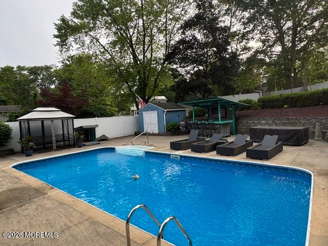 2 Dover Street, Jackson, NJ 08527