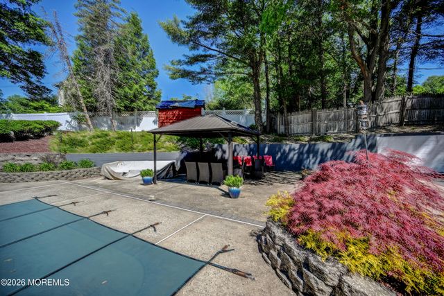 2 Dover Street, Jackson, NJ 08527
