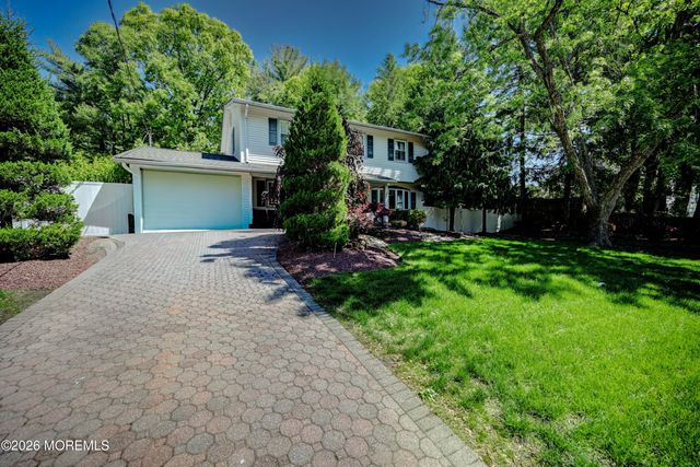 2 Dover Street, Jackson, NJ 08527