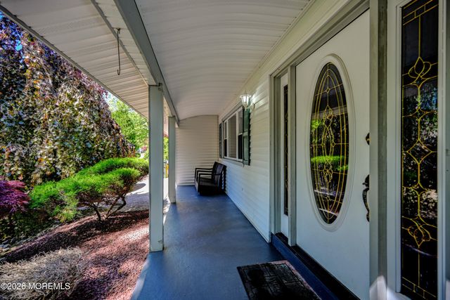 2 Dover Street, Jackson, NJ 08527
