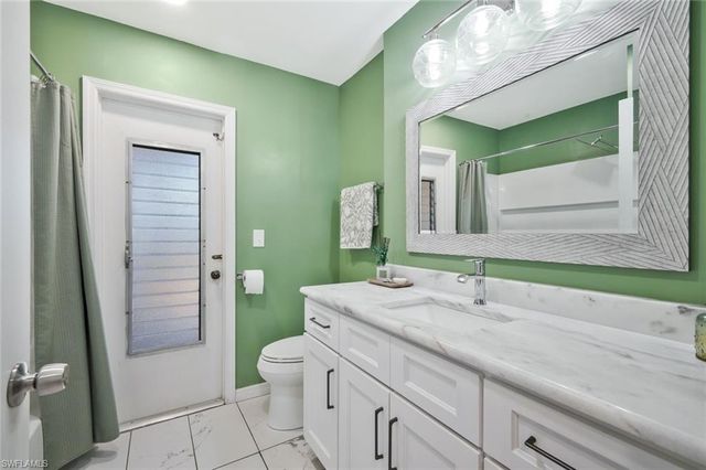 3926 Country Club BLVD, Cape Coral, FL 33904