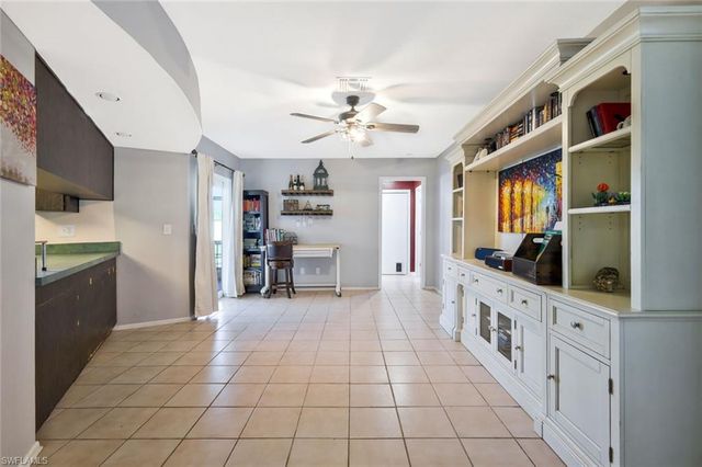 3926 Country Club BLVD, Cape Coral, FL 33904