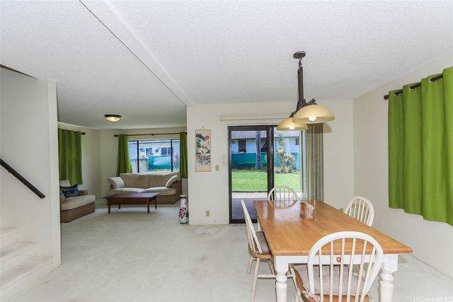 47-766 Kamehameha Highway, Kaneohe, HI 96744