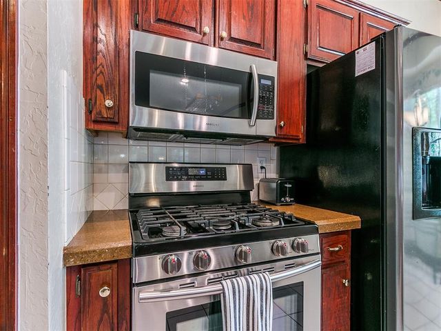15500 Stepping Stone Court, Oklahoma City, OK 73170