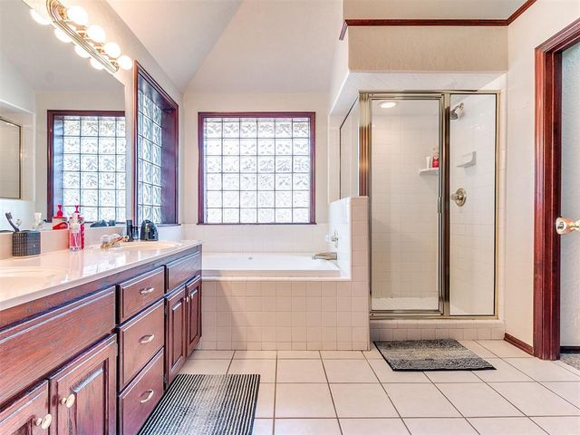 15500 Stepping Stone Court, Oklahoma City, OK 73170