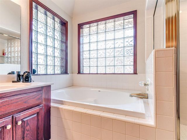 15500 Stepping Stone Court, Oklahoma City, OK 73170