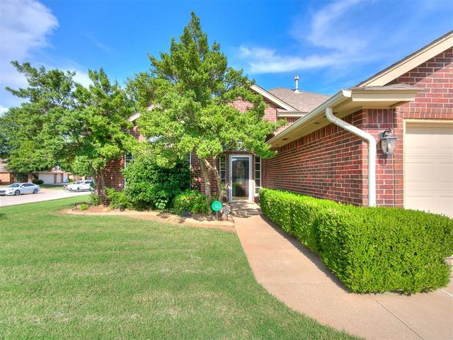 15500 Stepping Stone Court, Oklahoma City, OK 73170