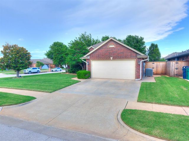 15500 Stepping Stone Court, Oklahoma City, OK 73170