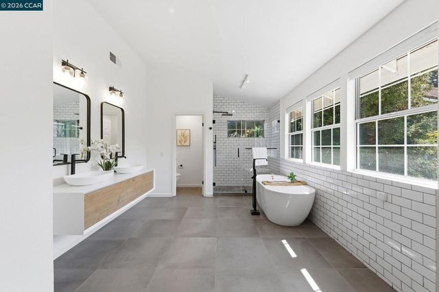 601 Ambience Way, Danville, CA 94506