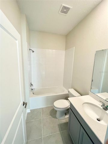 16421 FERNRIDGE STREET, Clermont, FL 34714