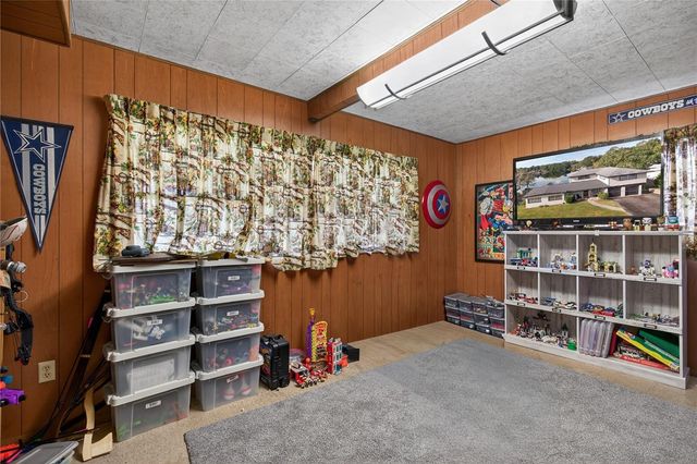 710 TWIN OAKS LANE, Eustis, FL 32726