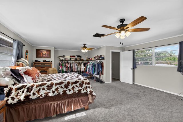 710 TWIN OAKS LANE, Eustis, FL 32726