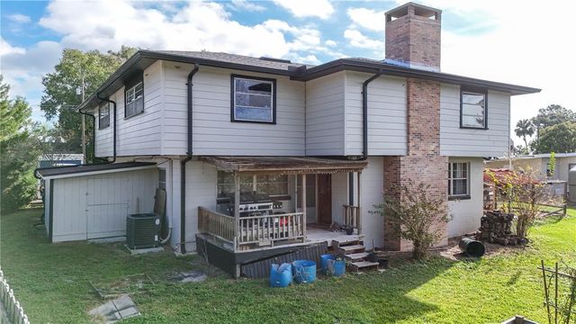 710 TWIN OAKS LANE, Eustis, FL 32726