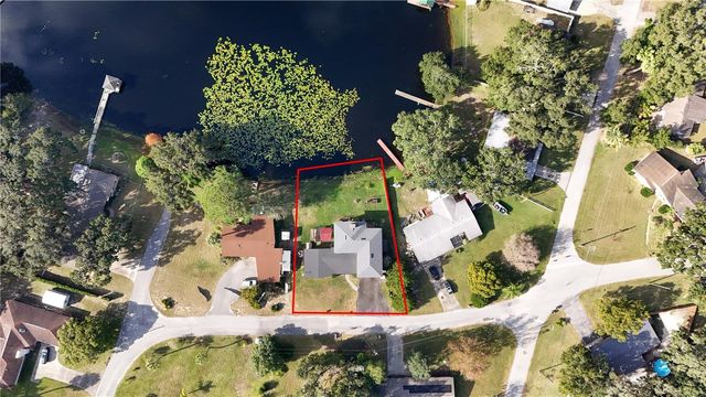 710 TWIN OAKS LANE, Eustis, FL 32726
