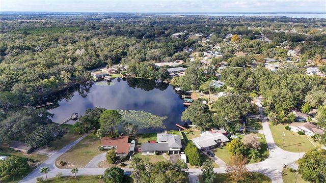 710 TWIN OAKS LANE, Eustis, FL 32726