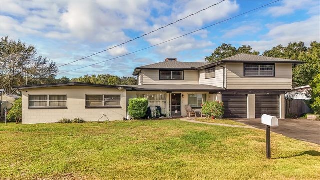 710 TWIN OAKS LANE, Eustis, FL 32726