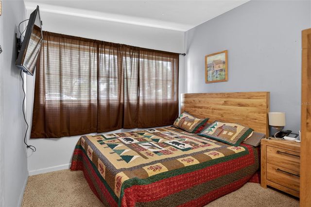 710 TWIN OAKS LANE, Eustis, FL 32726