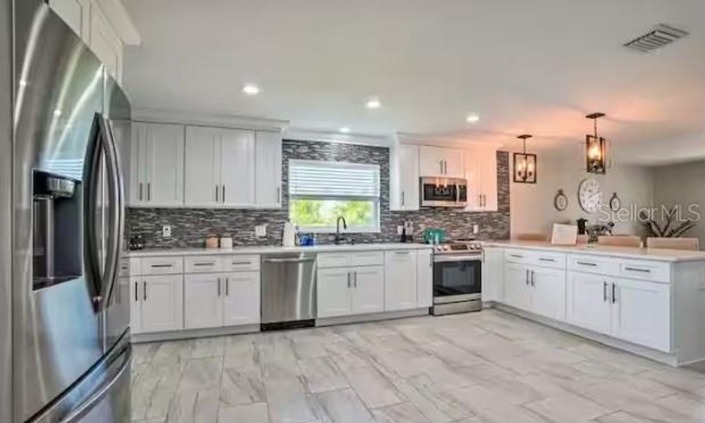 2 BOOTH BOULEVARD, Safety Harbor, FL 34695