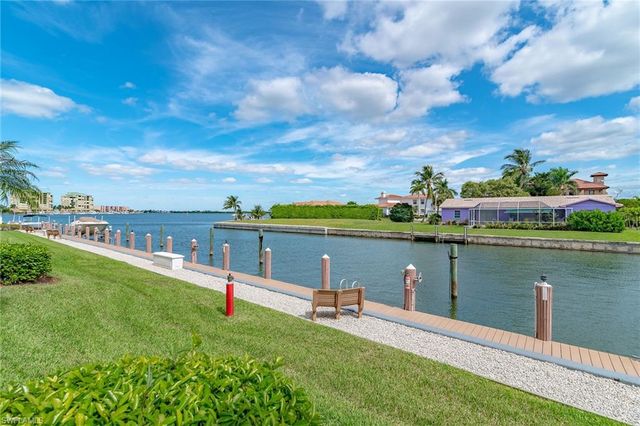 991 Barfield DR 403, Marco Island, FL 34145