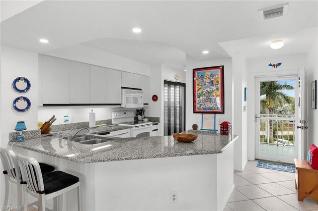 991 Barfield DR 403, Marco Island, FL 34145