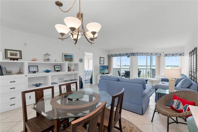 991 Barfield DR 403, Marco Island, FL 34145