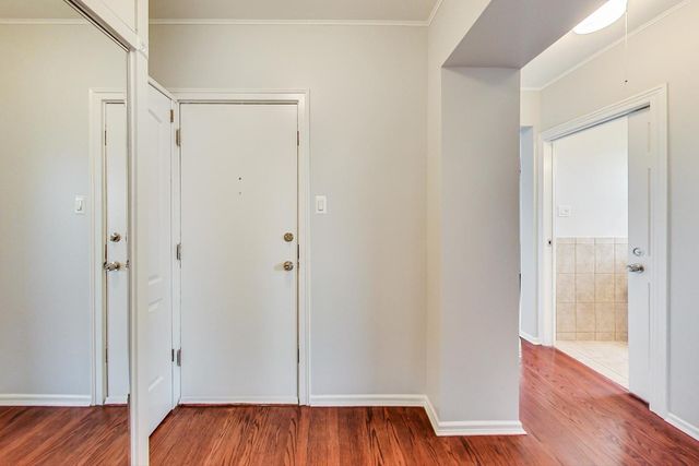 5655 N Spaulding Avenue 3E, Chicago, IL 60659