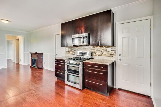 5655 N Spaulding Avenue 3E, Chicago, IL 60659