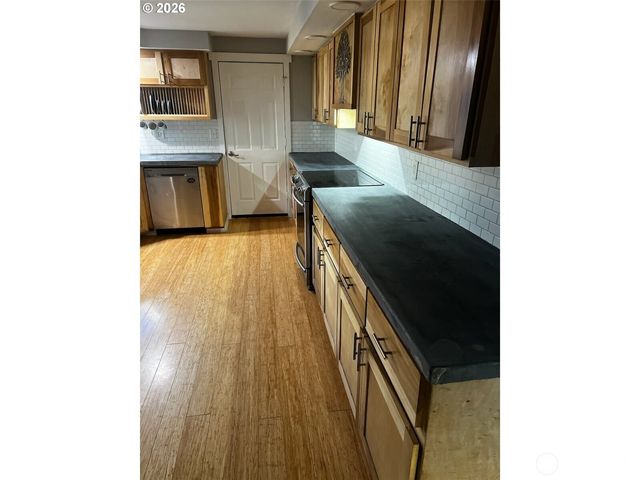 13400 SE 20th Street, Vancouver, WA 98683