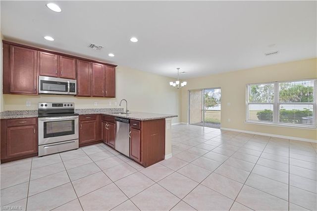 3739 Crofton CT, Fort Myers, FL 33916